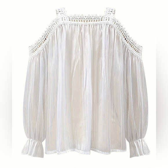 Open Shoulder Floral Trim Casual Vacation Blouse - Picture 3 of 5